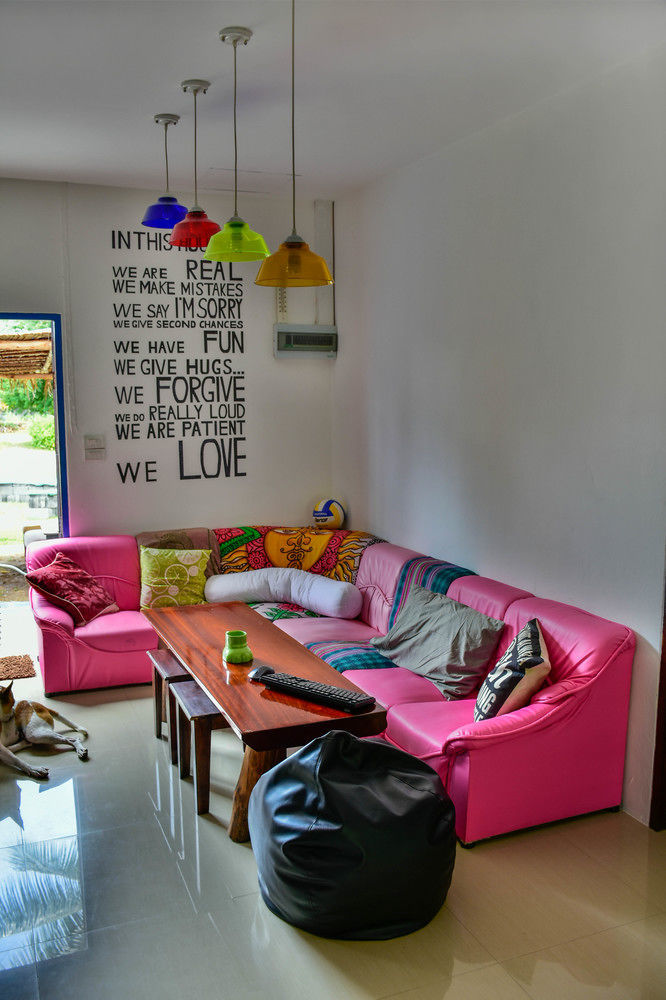 Love Station Hostel Баан-Тай Екстер'єр фото