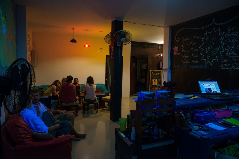 Love Station Hostel Баан-Тай Екстер'єр фото