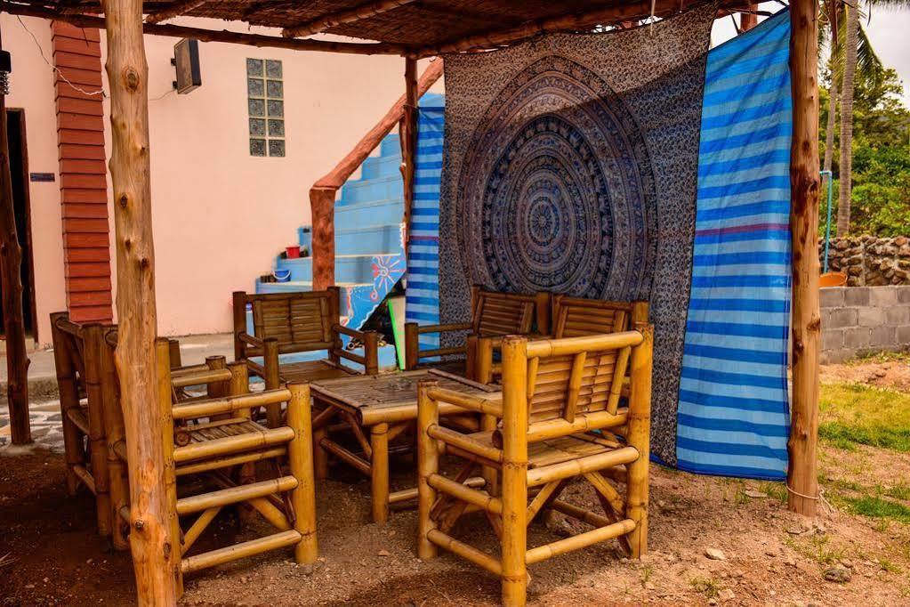 Love Station Hostel Баан-Тай Екстер'єр фото