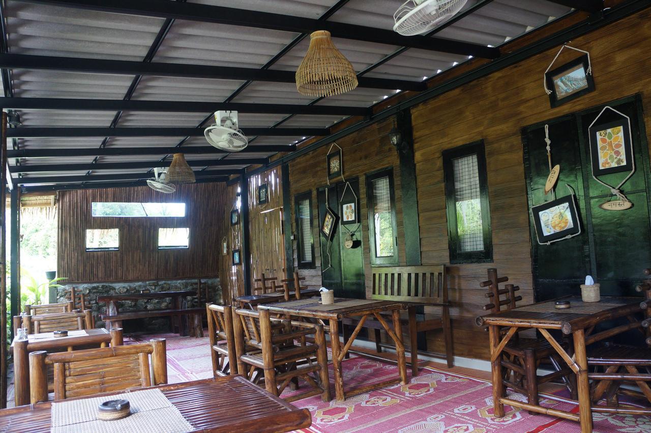 Love Station Hostel Баан-Тай Екстер'єр фото