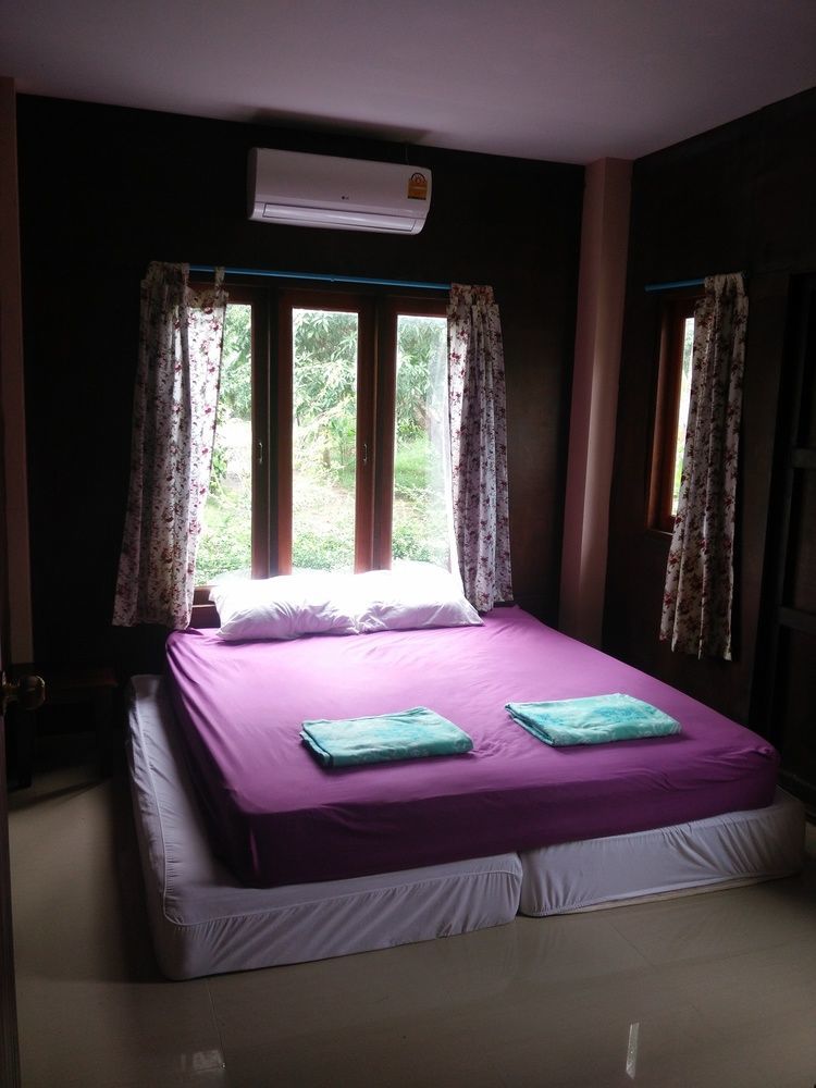 Love Station Hostel Баан-Тай Екстер'єр фото